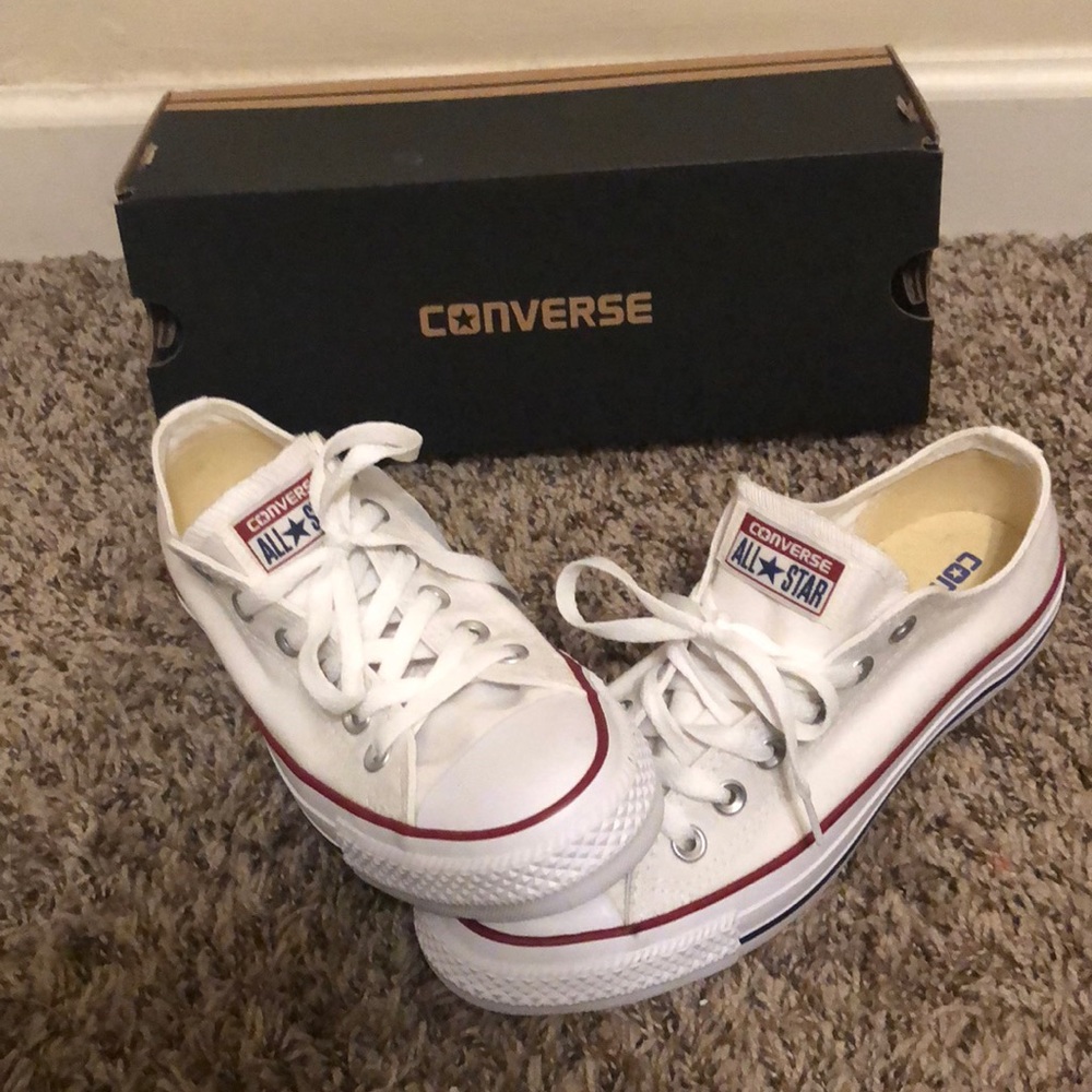 Converse low tops. Brand new. Women’s size 8.